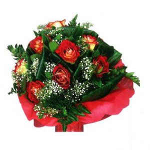 Μπουκέτο με Κόκκινα Τριαντάφυλλα