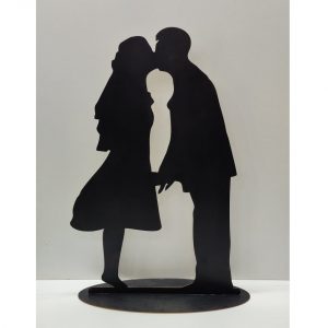 Loving Couple Figure – 1 meter